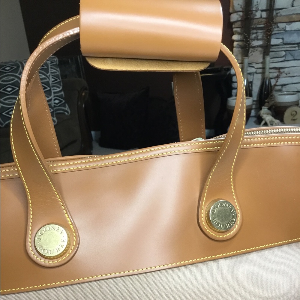 Dooney & Bourke oversized tote - Picture 6 of 14